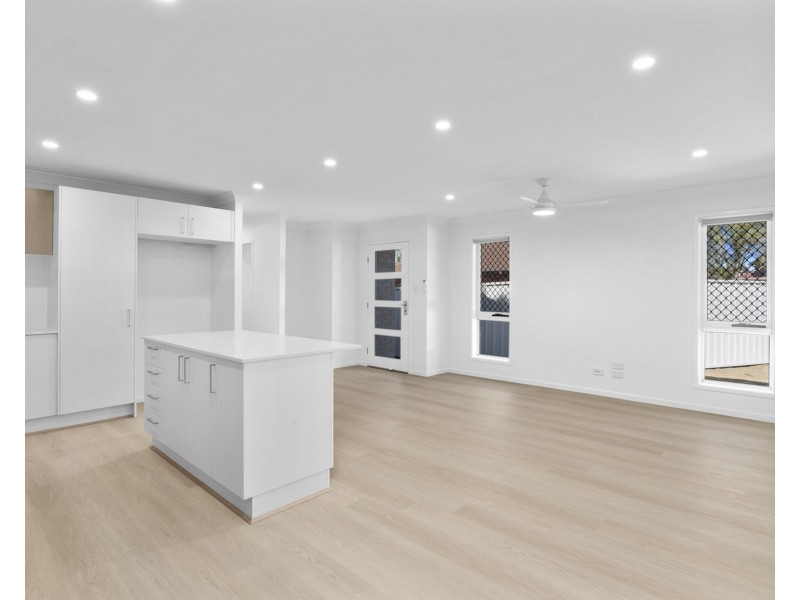 2/80 Vansittart Road, Regents Park QLD 4118