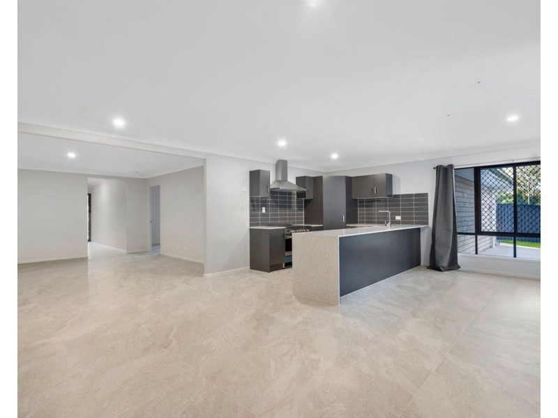 2-22 Travis Rd, Logan Village QLD 4207