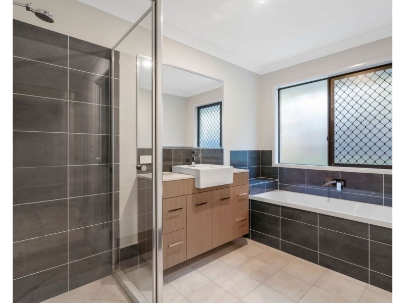 2-22 Travis Rd, Logan Village QLD 4207