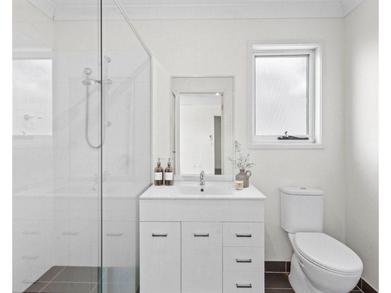 3 Island Court, Logan Village QLD 4207