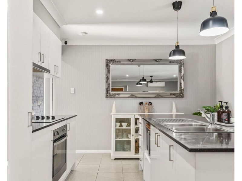 14 Kiroro Street, Bahrs Scrub QLD 4207