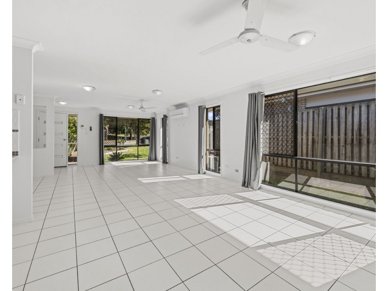 192 Henty Drive, Redbank Plains QLD 4301