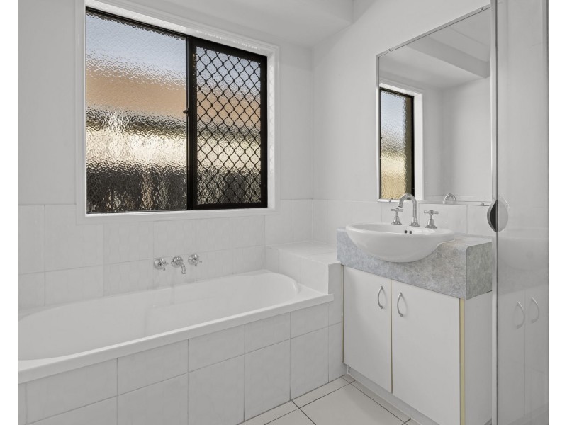 192 Henty Drive, Redbank Plains QLD 4301
