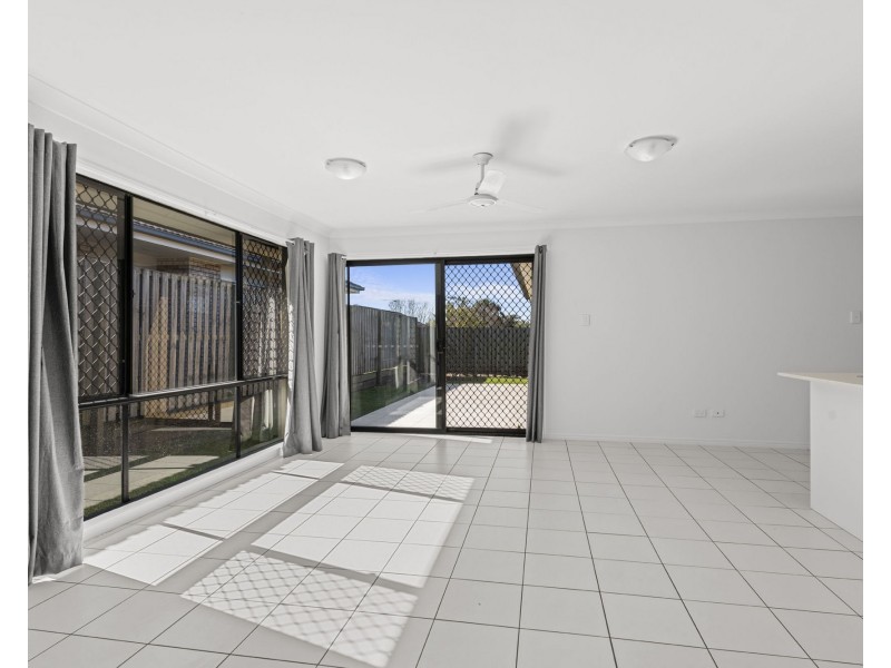 192 Henty Drive, Redbank Plains QLD 4301