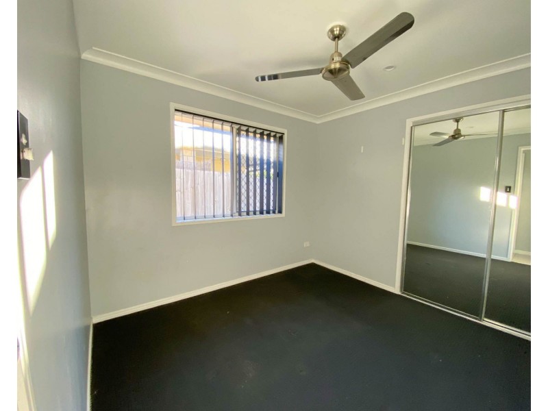 7 Oasis Court, Marsden QLD 4132
