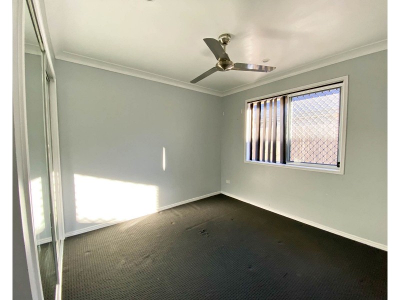 7 Oasis Court, Marsden QLD 4132