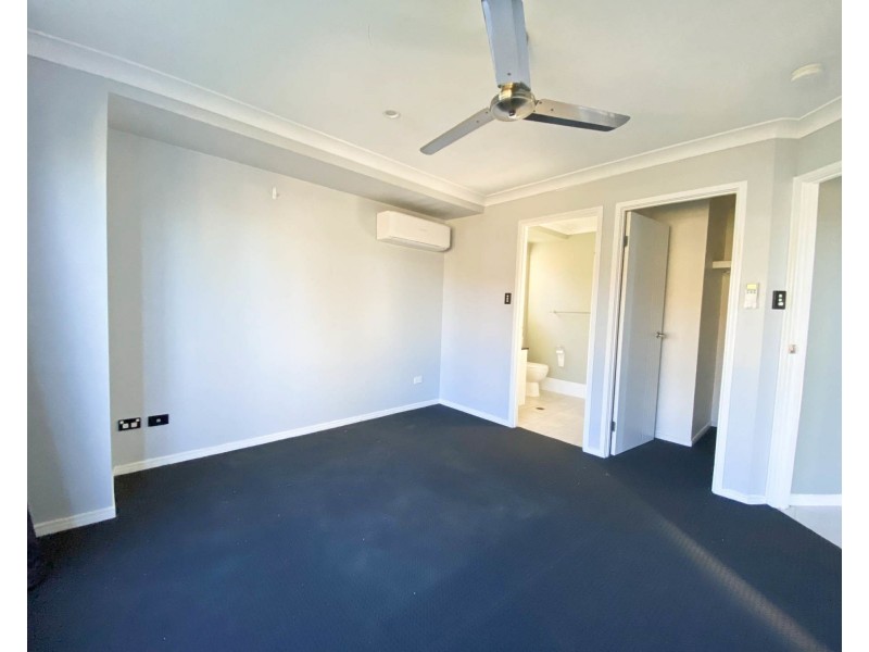 7 Oasis Court, Marsden QLD 4132