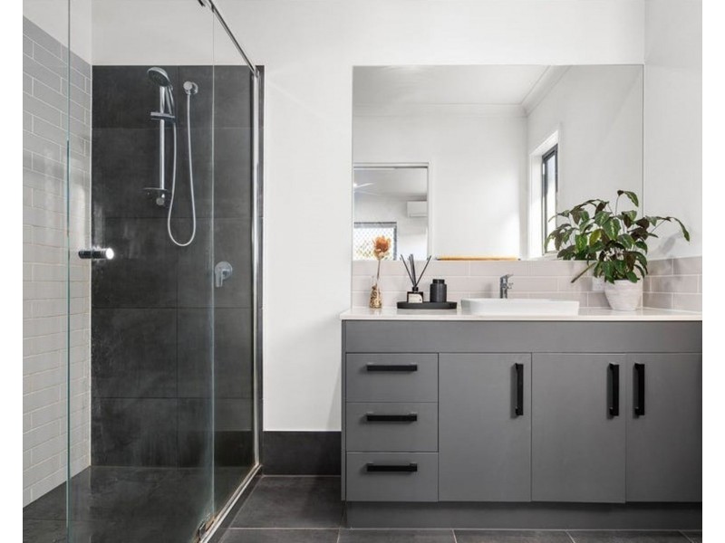 4 Alectura Crescent, Bahrs Scrub QLD 4207