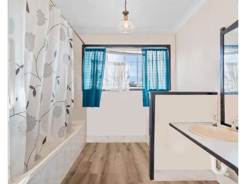 144 Mayes Avenue, Kingston QLD 4114