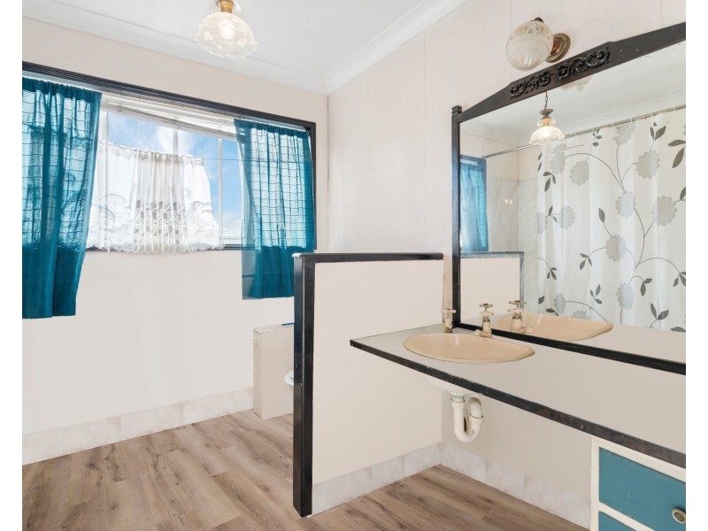 144 Mayes Avenue, Kingston QLD 4114