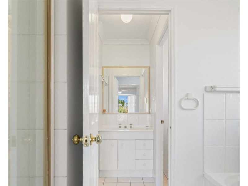 19 Devereaux Road, Boronia Heights QLD 4124