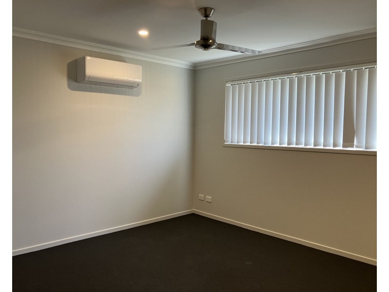 48 Chorus Crescent, Ripley QLD 4306