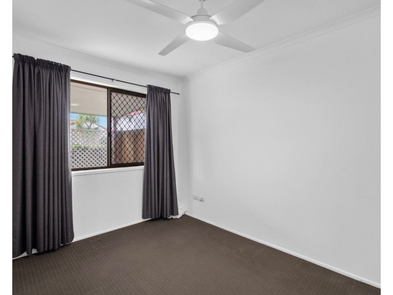 18/155 John Paul Drive, Springwood QLD 4127