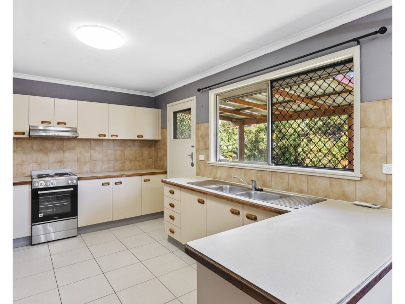 12 Lynngold St, Woodridge QLD 4114