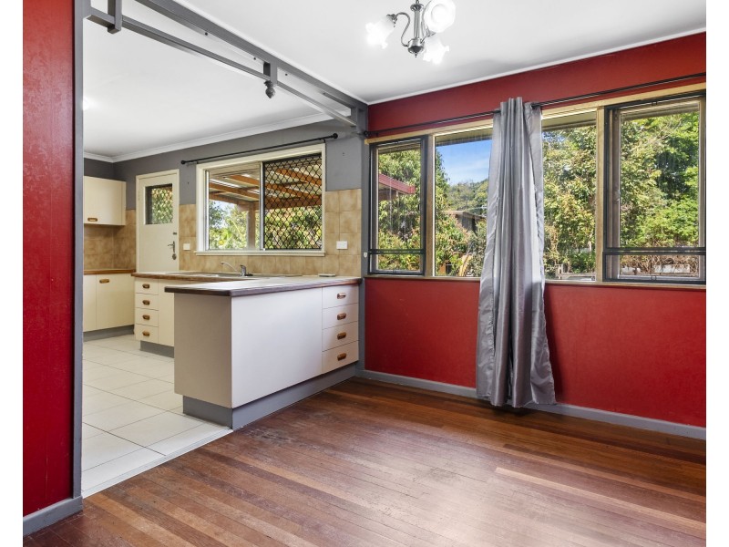 12 Lynngold St, Woodridge QLD 4114