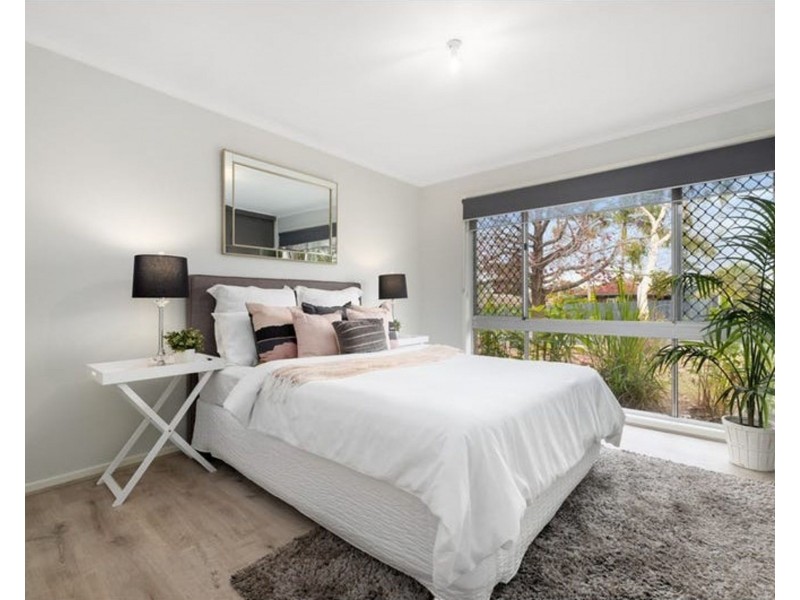 80 Vansittart Rd, Regents Park QLD 4118