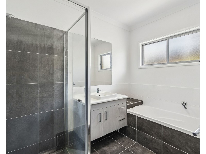 326 Waller Road, Park Ridge QLD 4125