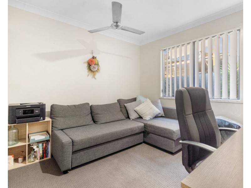 94 Outlook Drive, Waterford QLD 4133