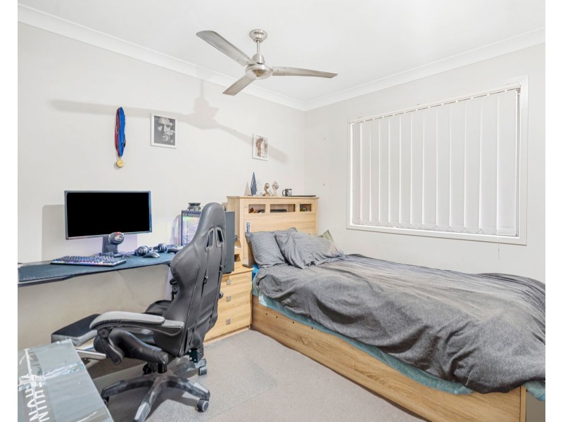 94 Outlook Drive, Waterford QLD 4133