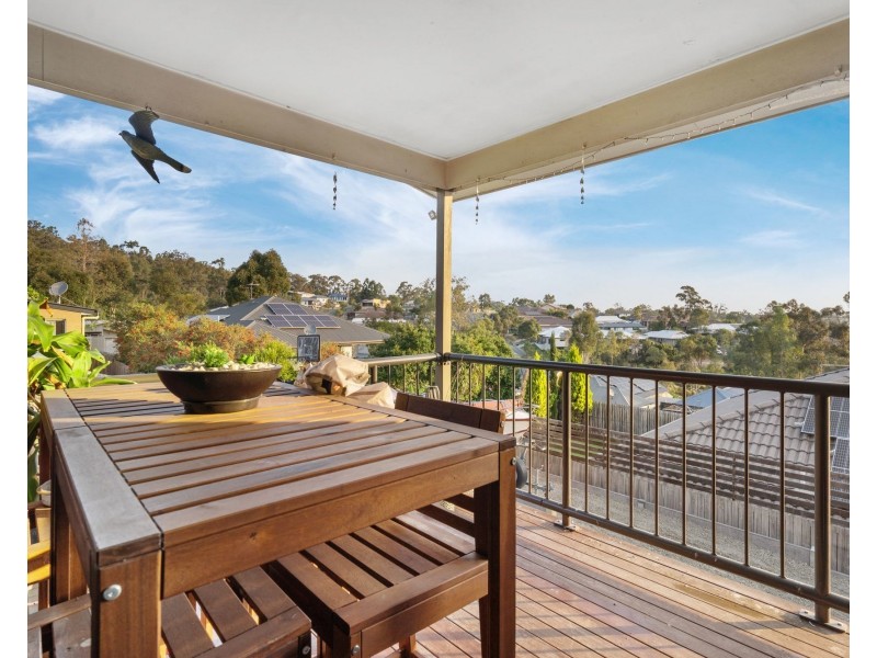 94 Outlook Drive, Waterford QLD 4133