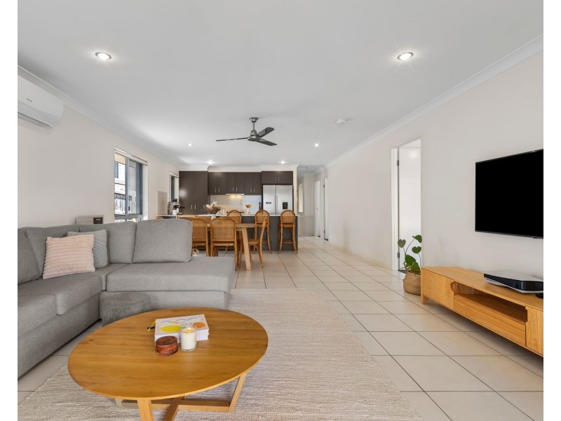 24 Nova Street, Waterford QLD 4133