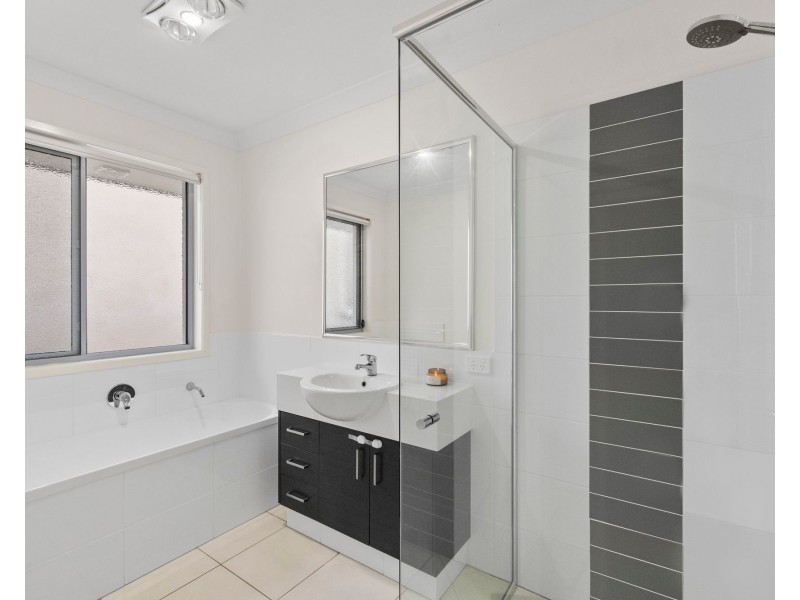 24 Nova Street, Waterford QLD 4133