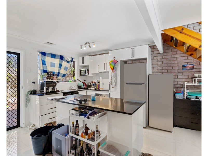 10/127 Barbaralla Drive, Springwood QLD 4127