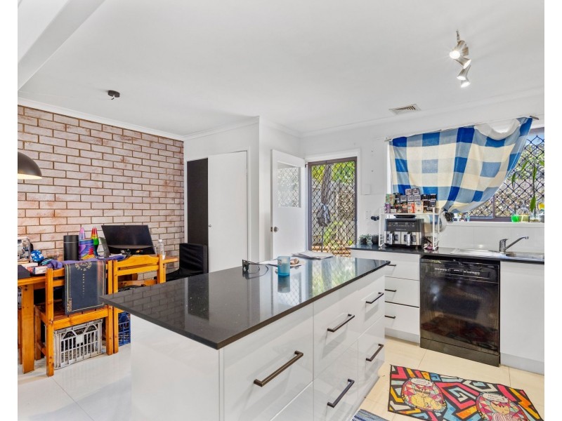 10/127 Barbaralla Drive, Springwood QLD 4127