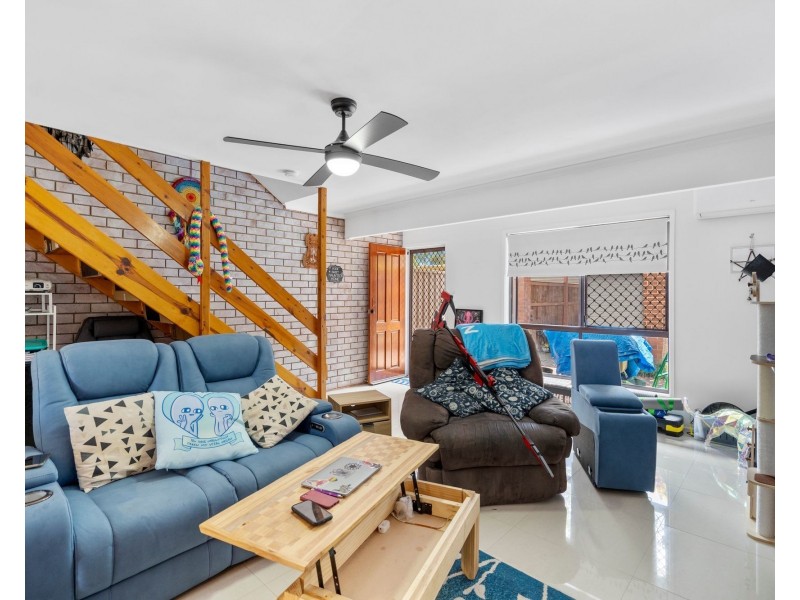 10/127 Barbaralla Drive, Springwood QLD 4127