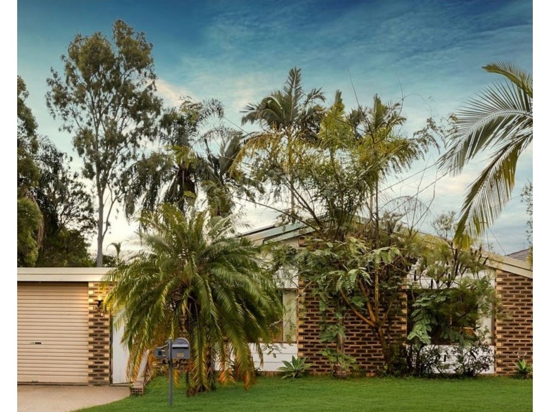 20 Dryade Street, Regents Park QLD 4118