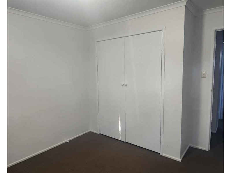 20 Dryade Street, Regents Park QLD 4118