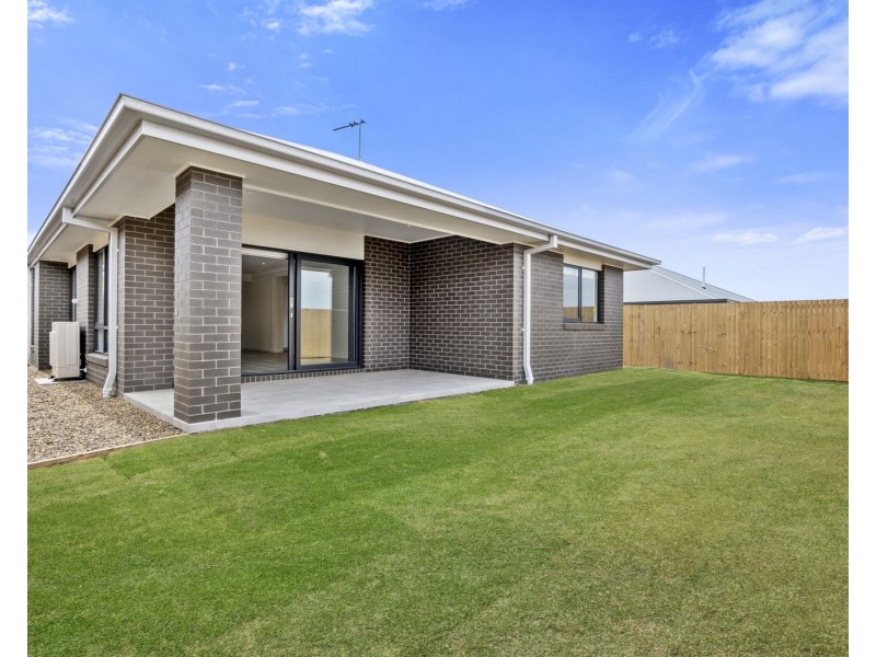 121 Anderson Drive, Greenbank QLD 4124