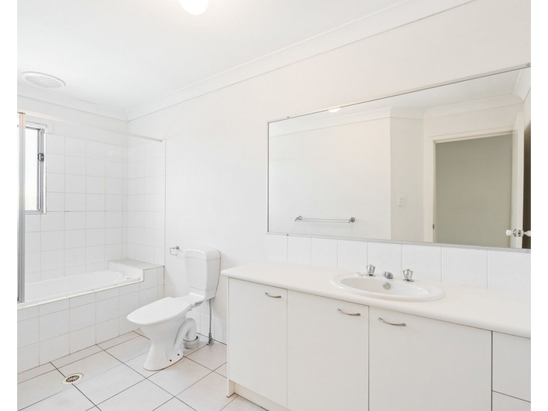 10/6-32 University Drive, Meadowbrook QLD 4131