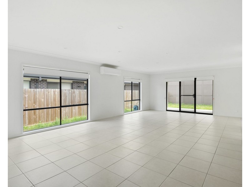 66 Olive Avenue, Greenbank QLD 4124