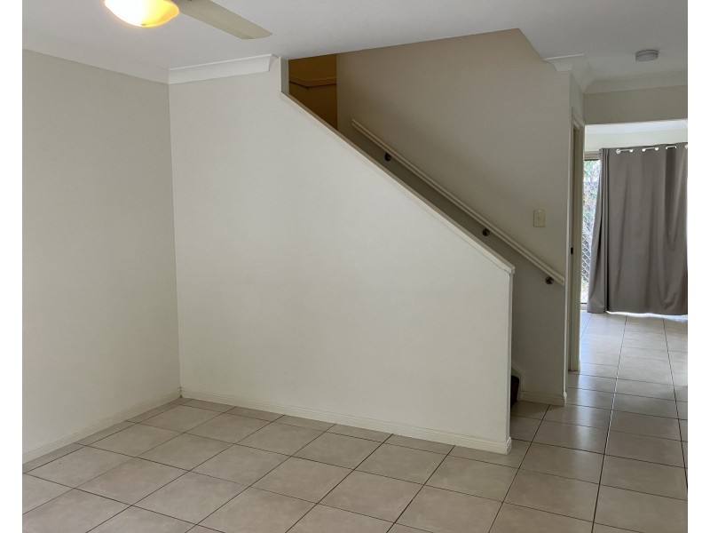 11/13-15 Sally Drive, Marsden QLD 4132