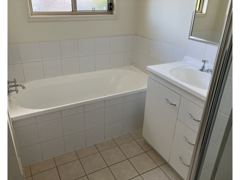 11/13-15 Sally Drive, Marsden QLD 4132