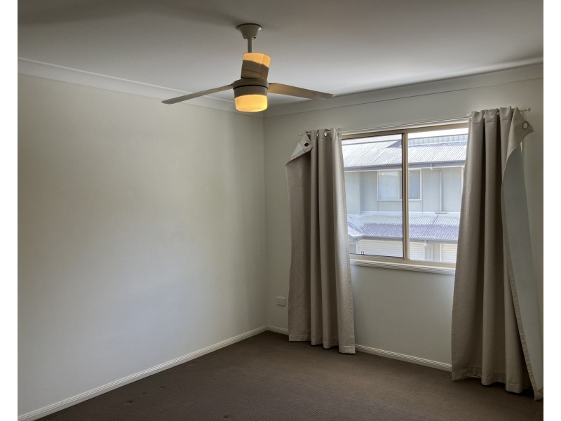 11/13-15 Sally Drive, Marsden QLD 4132