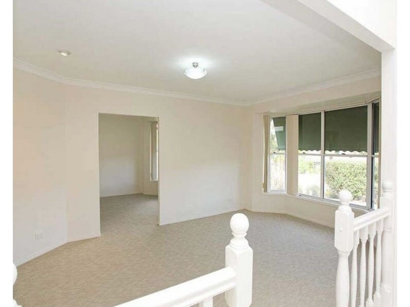 16 Maroo Street, Eight Mile Plains QLD 4113