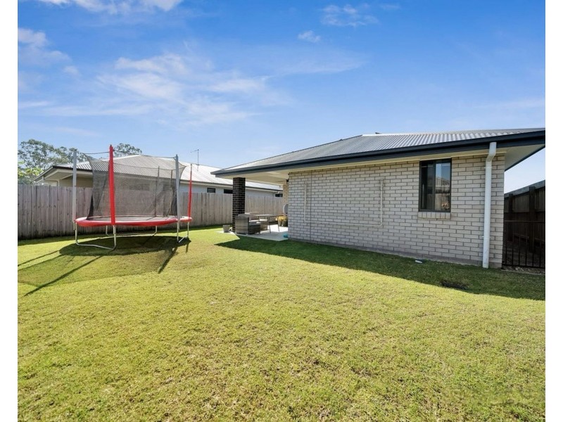18 Mossman Place, South Maclean QLD 4280