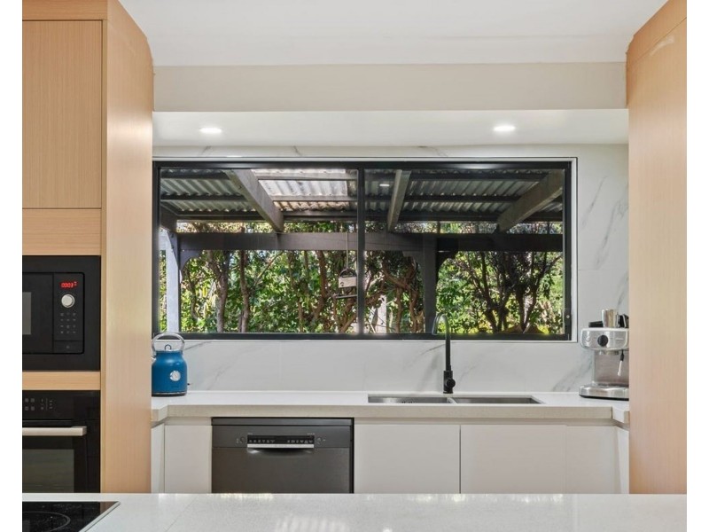 19 Warnambul Road, Shailer Park QLD 4128