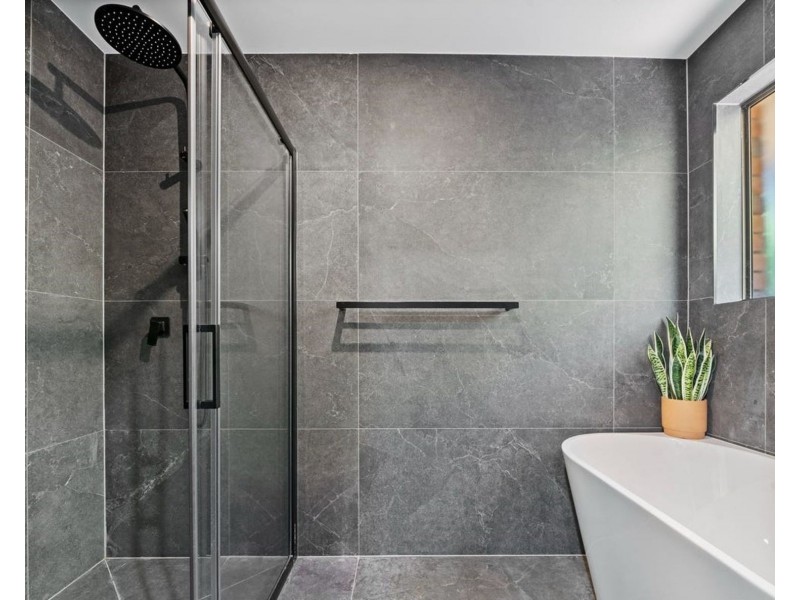 19 Warnambul Road, Shailer Park QLD 4128