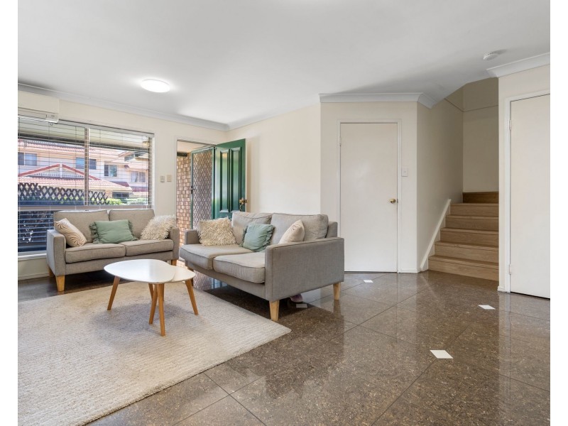 15/17 Marlow Street, Woodridge QLD 4114