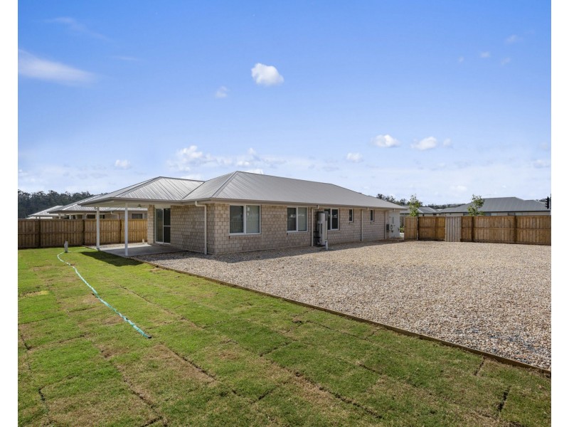 2 Olympus Drive, White Rock QLD 4306