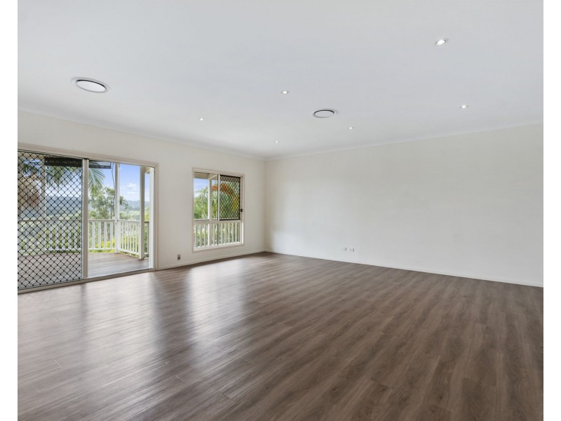 145 Anne Collins Crescent, Mundoolun QLD 4285