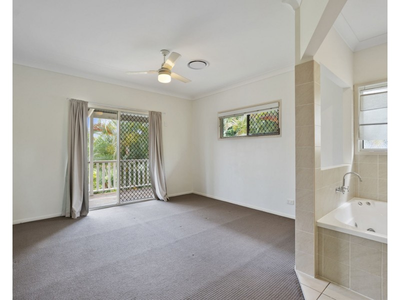 145 Anne Collins Crescent, Mundoolun QLD 4285