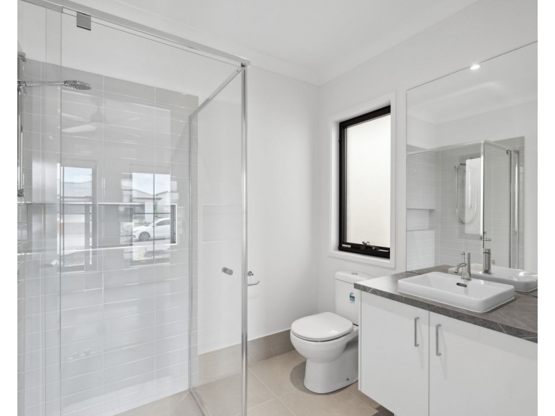27 Sage Street, Greenbank QLD 4124