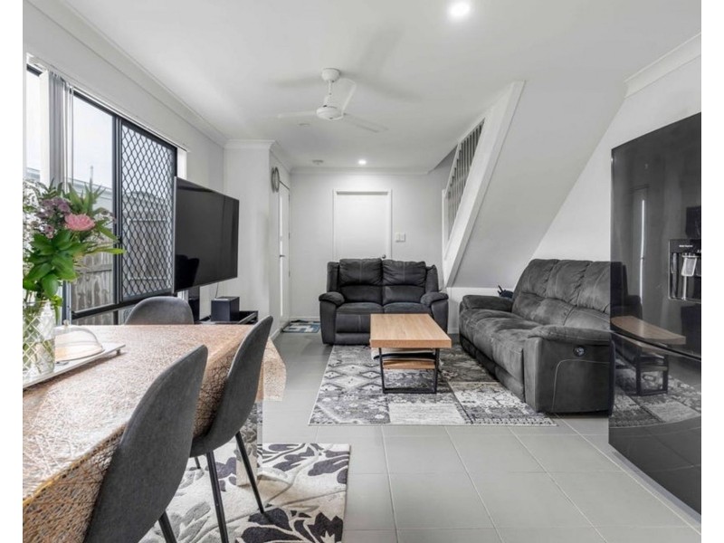 2/76 Bambil Street, Marsden QLD 4132