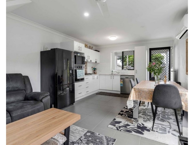 2/76 Bambil Street, Marsden QLD 4132