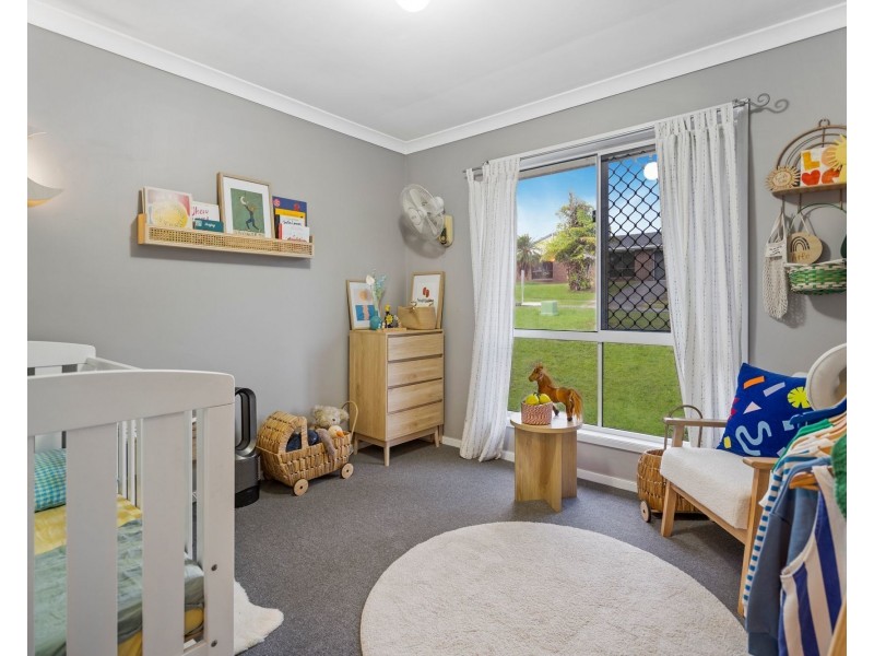 8 Lutton Court, Boronia Heights QLD 4124