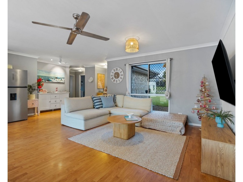 8 Lutton Court, Boronia Heights QLD 4124